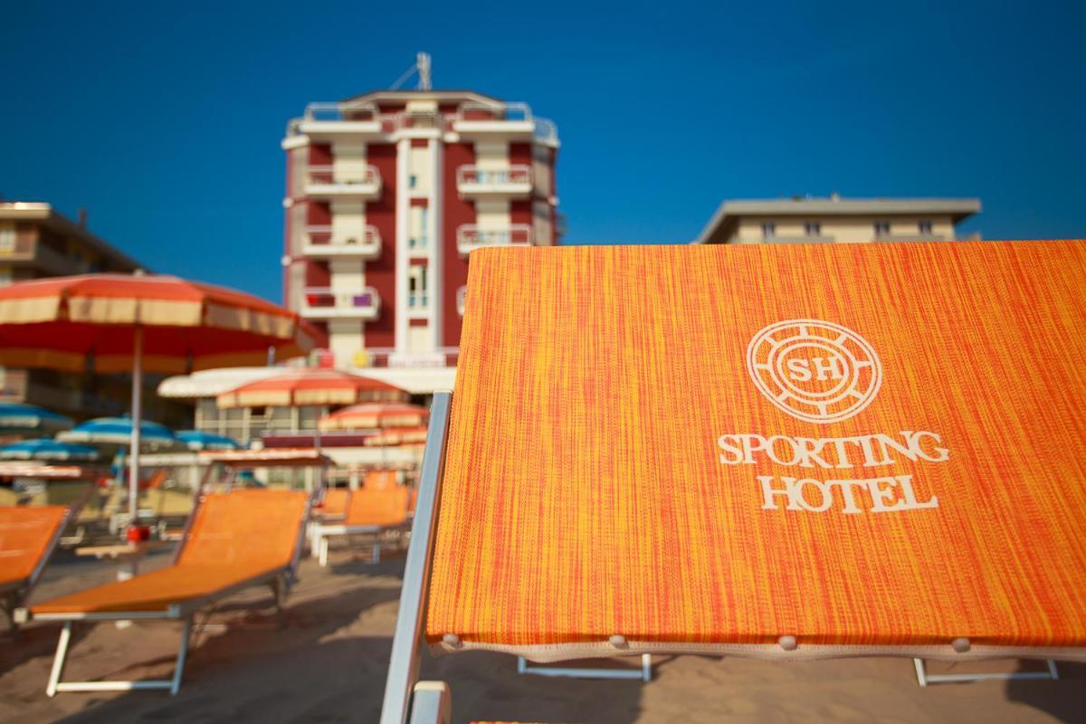 Hotel Sporting เชเซนาติโก ภายนอก รูปภาพ